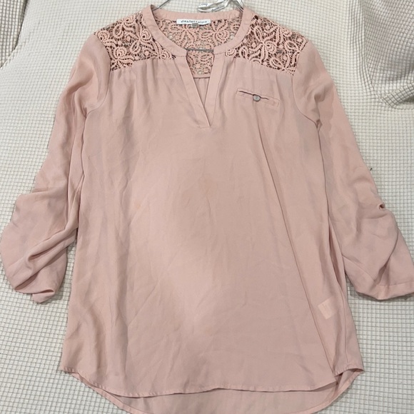 Beautiful women blouse - Picture 1 of 4